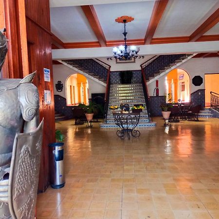 Hotel Los Monteros シウダービクトリア エクステリア 写真