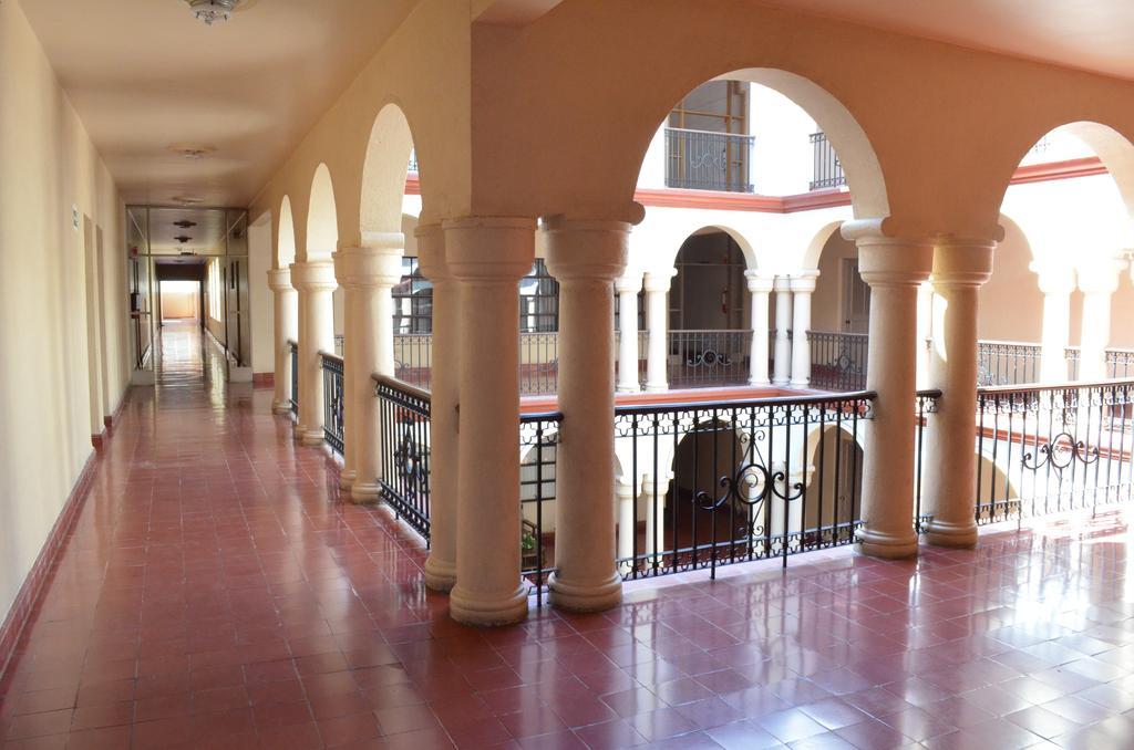 Hotel Los Monteros シウダービクトリア エクステリア 写真