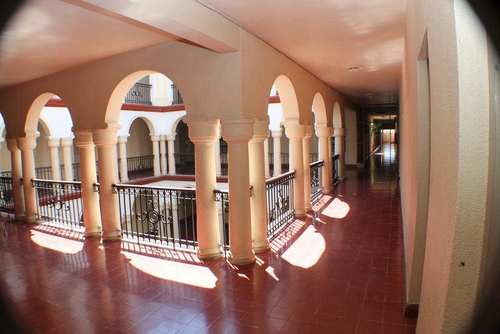 Hotel Los Monteros シウダービクトリア エクステリア 写真