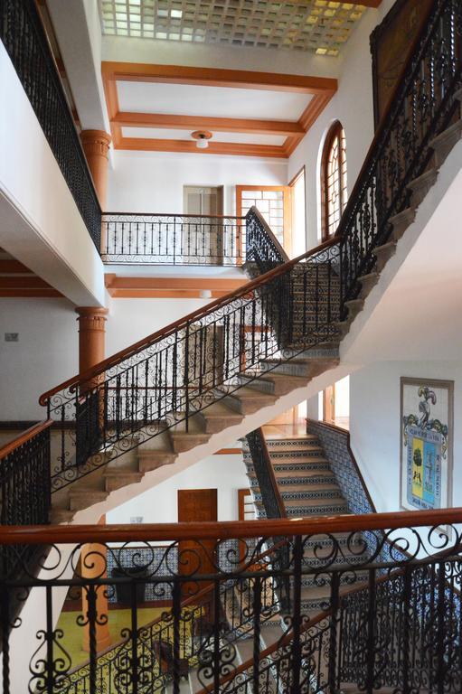 Hotel Los Monteros シウダービクトリア エクステリア 写真