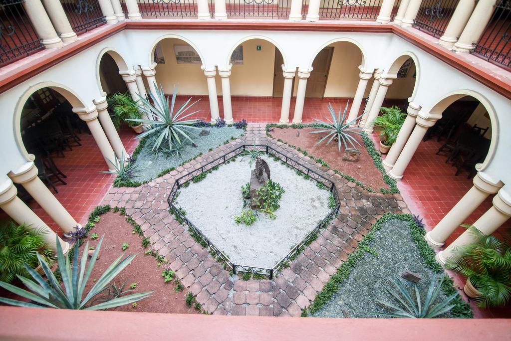 Hotel Los Monteros シウダービクトリア エクステリア 写真